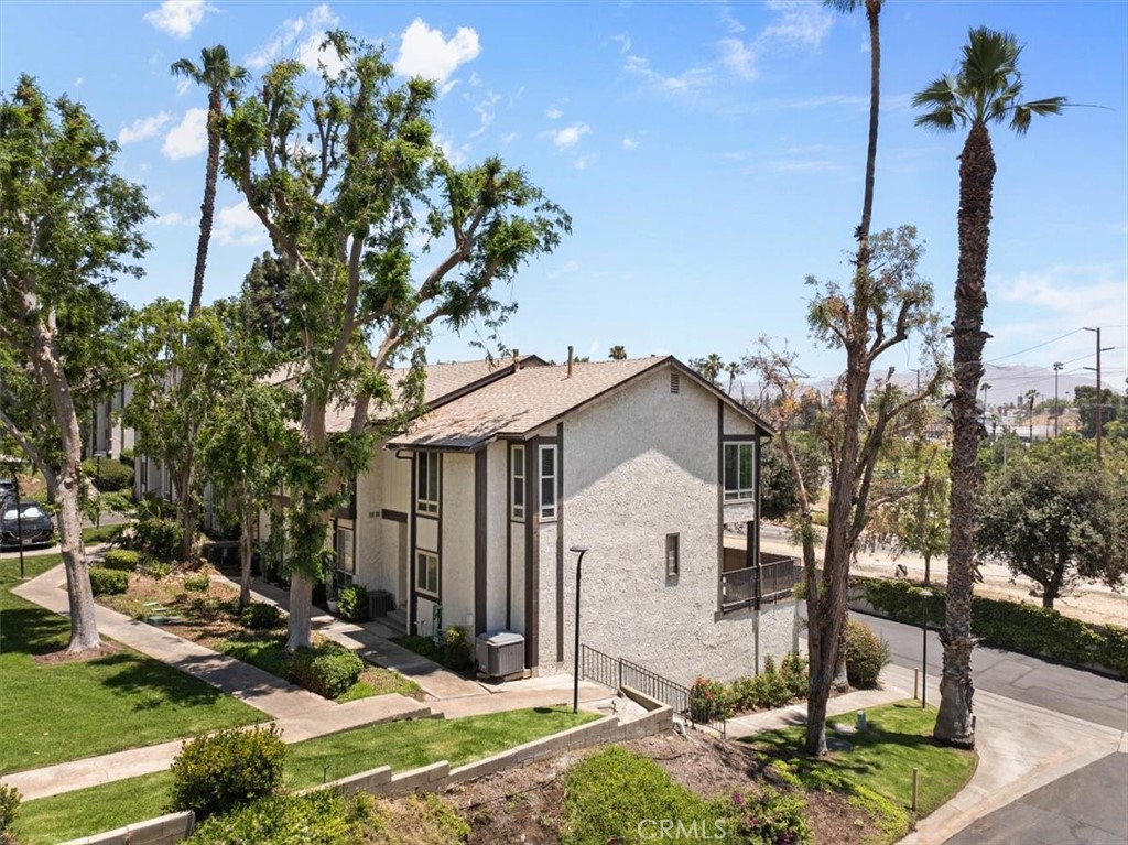 4727 Knickerbocker Lane Riverside, CA 92501 - Photo 30 of 39