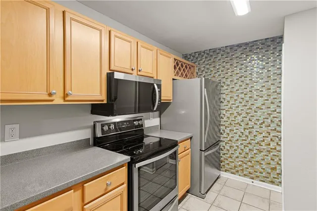 $257,000 | 3655 Habersham Road Northeast, Unit 119, Atlanta, GA 30305