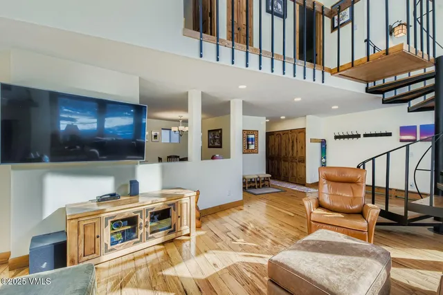 $1,090,000 | 142 Eagle Drive, Unit C8, Eagle-Vail, CO 81620