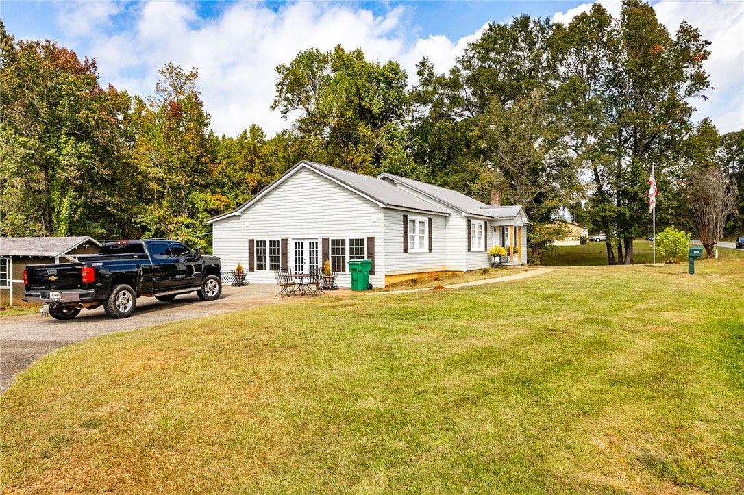 1335 Gibson Road Dadeville, AL 36853 - Photo 36 of 41 Gallery Image 36