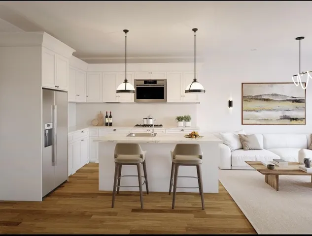 $3,200 | 15 Suffolk Road, Unit 1, Concord, NH 03303