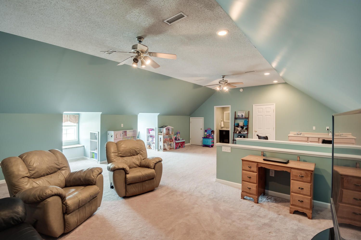 8631 Banner Elk Road Soddy Daisy, TN 37379 - Photo 19 of 28 Bonus Room