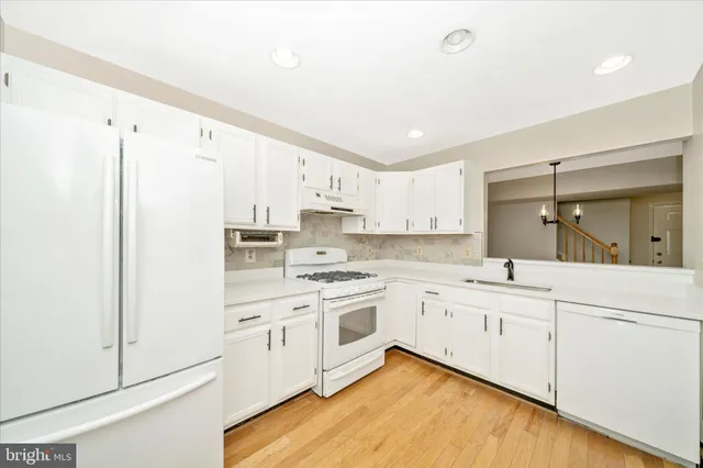 $425,000 | 15305 Diamond Cove Terrace, Unit 7C, Rockville, MD 20850