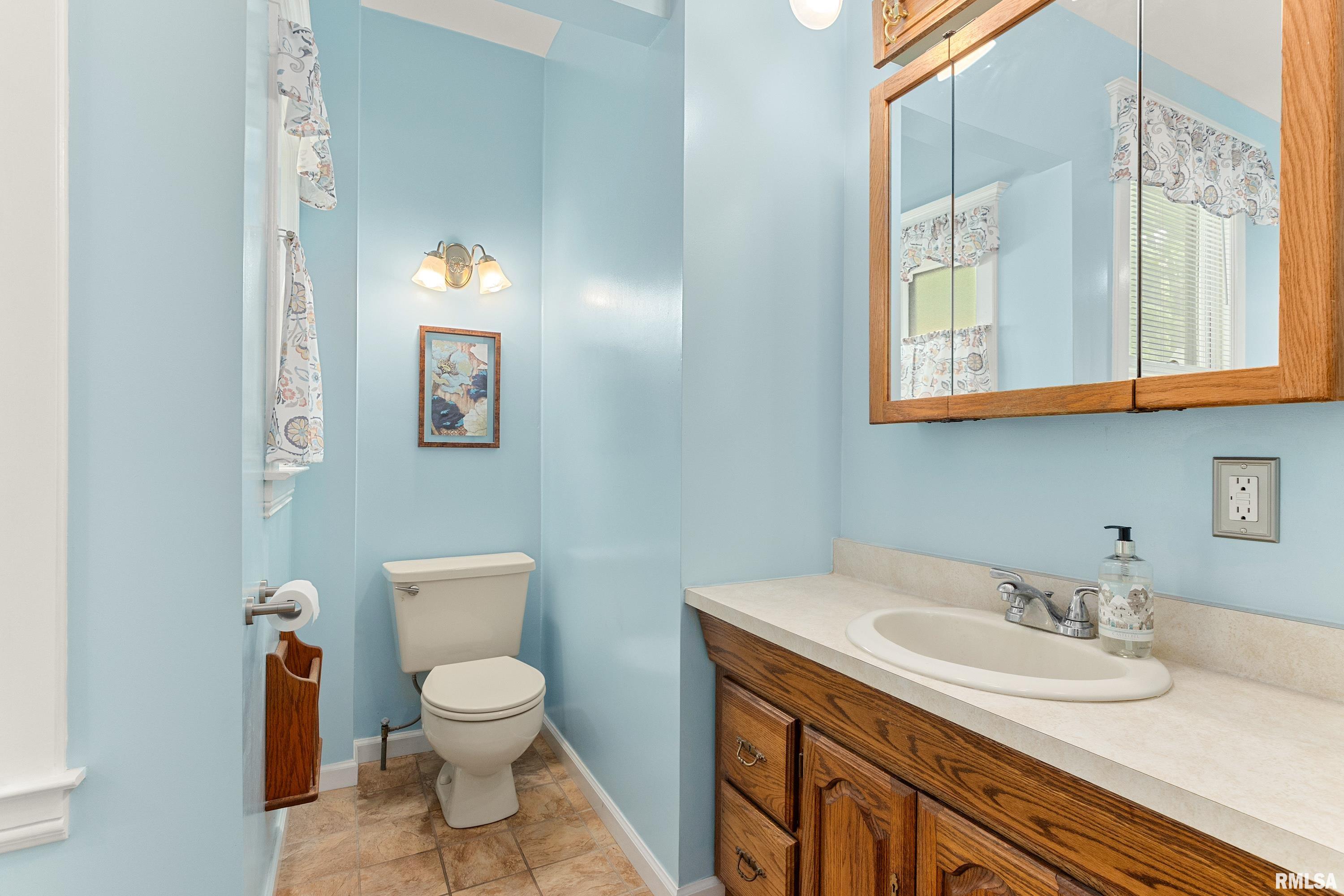 403 West Adams Street Washington, IL 61571 - Photo 24 of 43