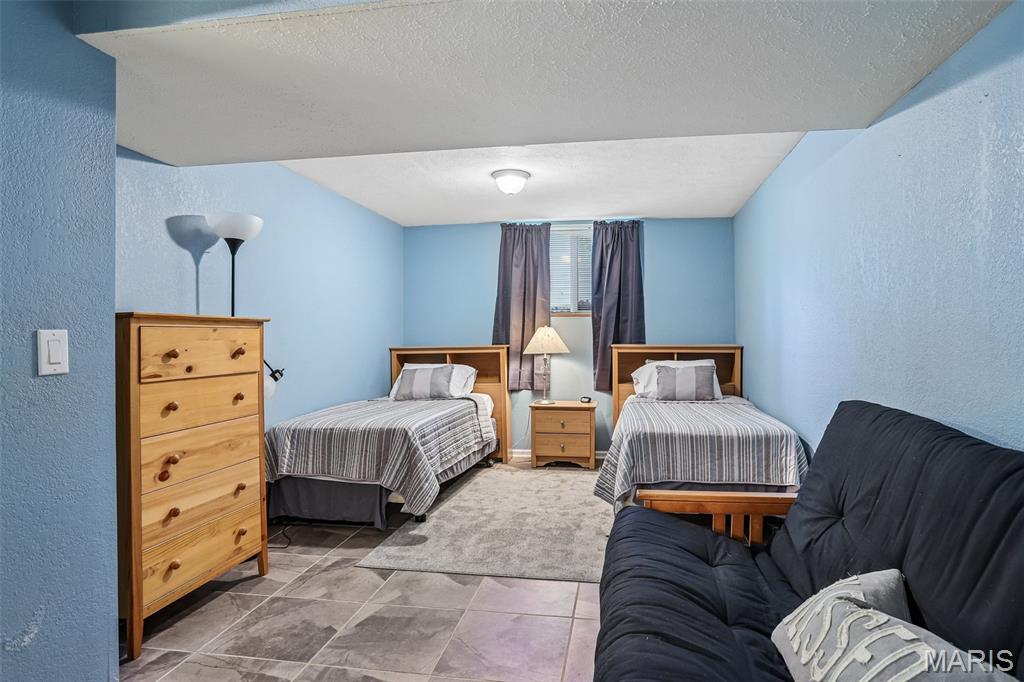 111 Solar Circle Litchfield, IL 62056 - Photo 29 of 55