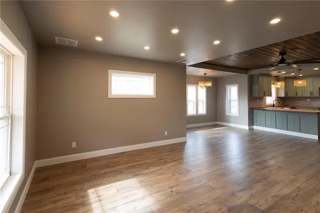 $185,000 | 901 East 4th Street, Altamont, KS 67330