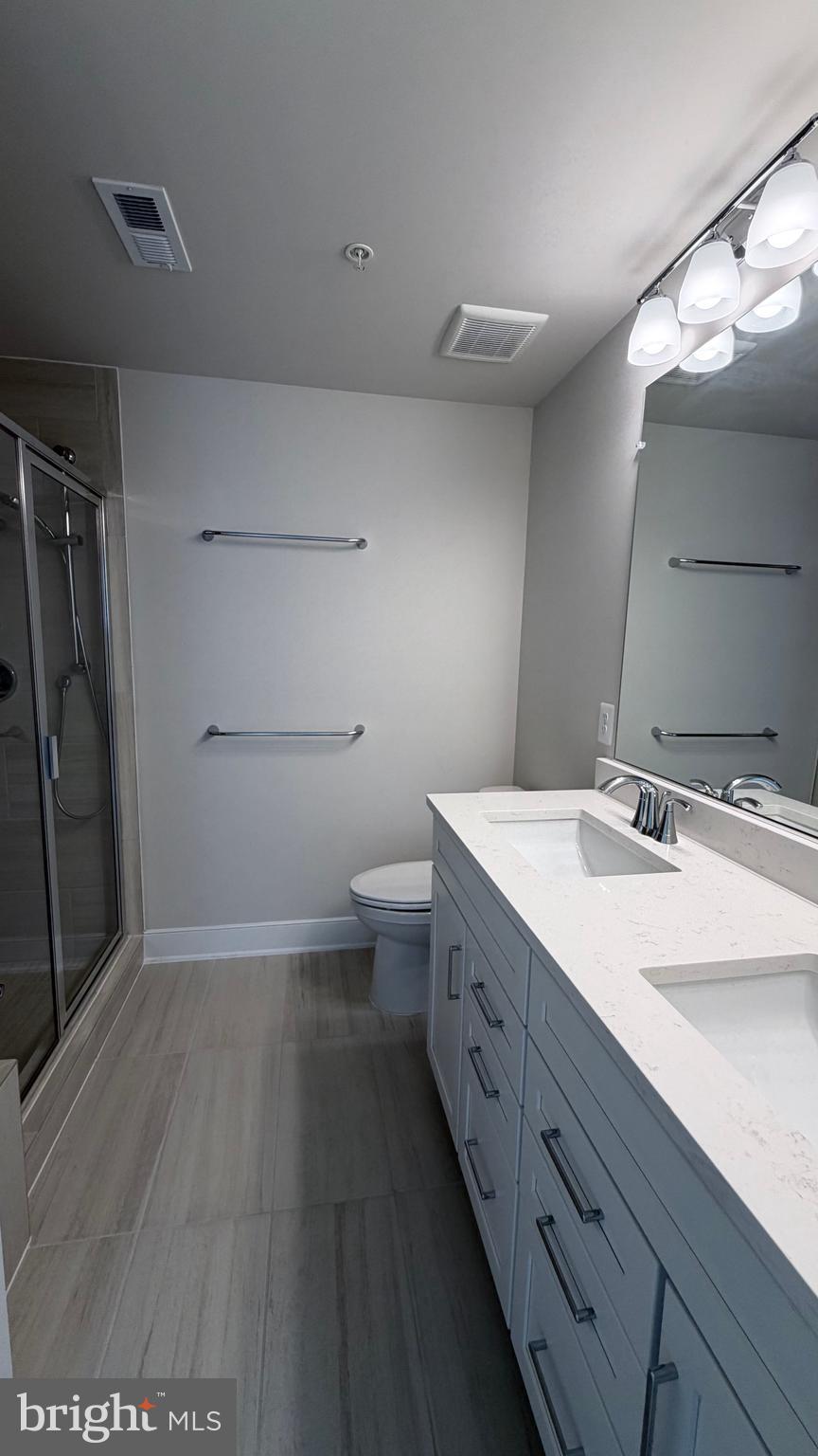 12742 Verdant Way Reston, VA 20191 - Photo 19 of 35