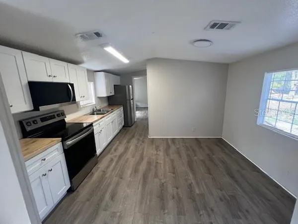 $199,000 | 65 Southeast 153rd Avenue, Old Town, FL 32680