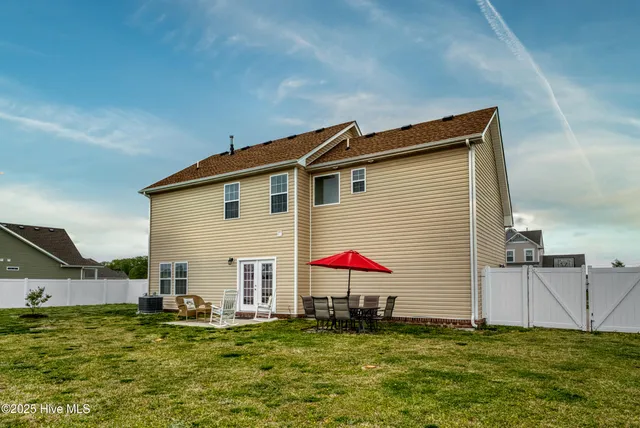 $495,000 | 122 Pungo Circle, Moyock, NC 27958