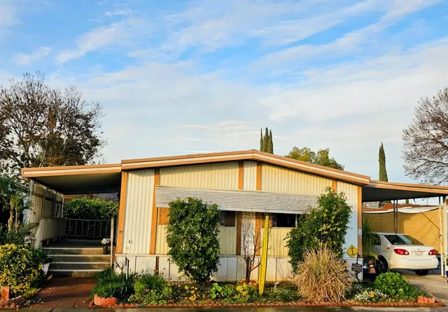 $55,000 | 581 North Crawford Avenue, Unit 41, Dinuba, CA 93618