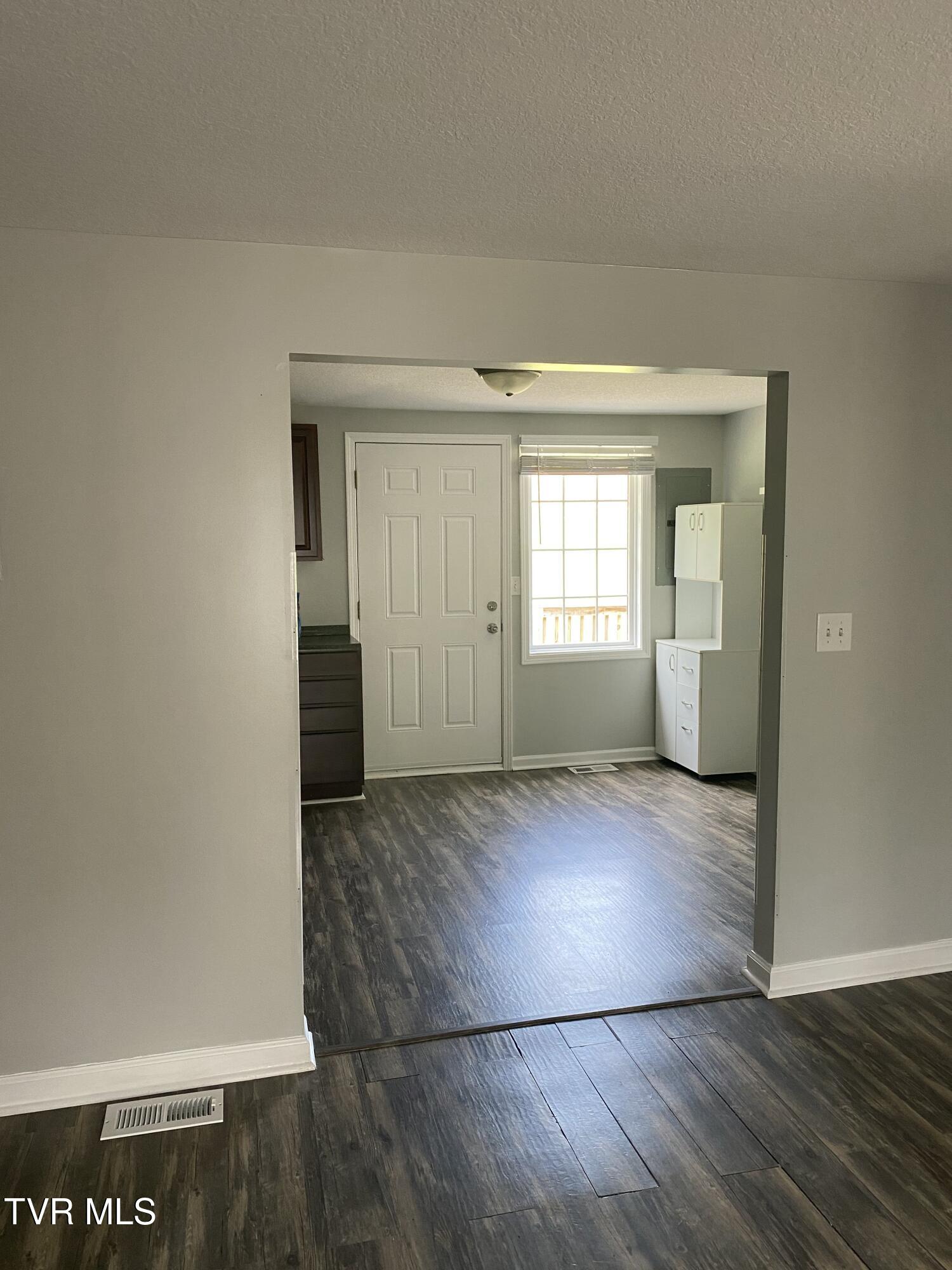 2426 Old Lewis Road, Unit 2B Johnson City, TN 37601 - Photo 16 of 47 IMG_3660