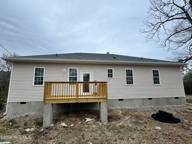 $320,000 | 401 James Street, Vass, NC 28394