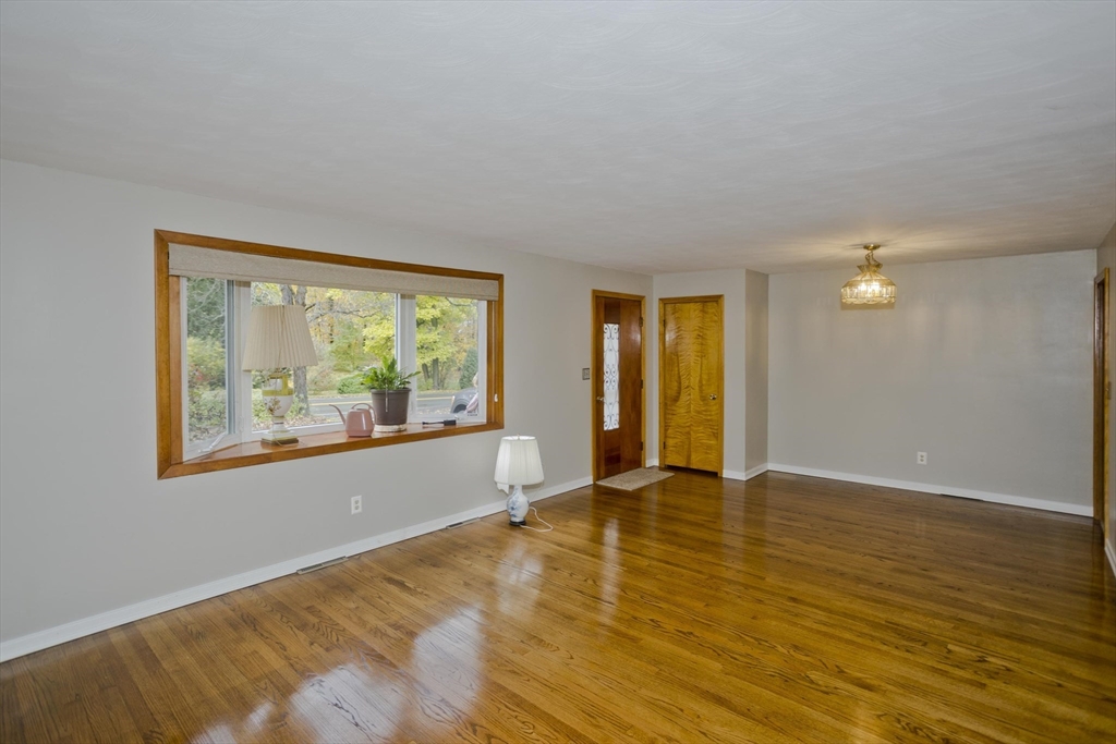 73 Amherst Street Granby, MA 01033 - Photo 5 of 35