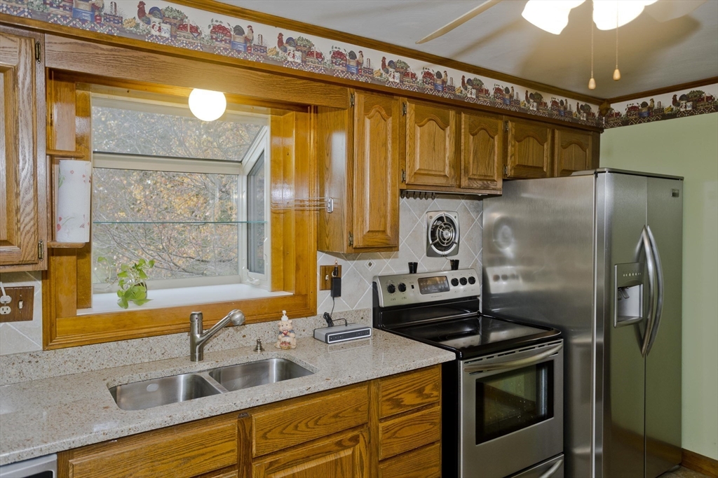 73 Amherst Street Granby, MA 01033 - Photo 8 of 35