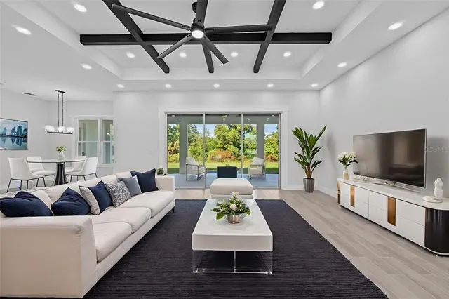 $785,000 | 4030 Palma Ceia Circle, Winter Haven, FL 33884