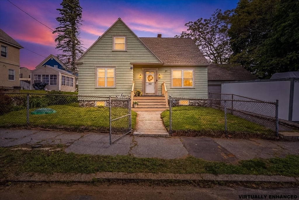 22 Lippold Street Methuen, MA 01844 - Photo 1 of 42