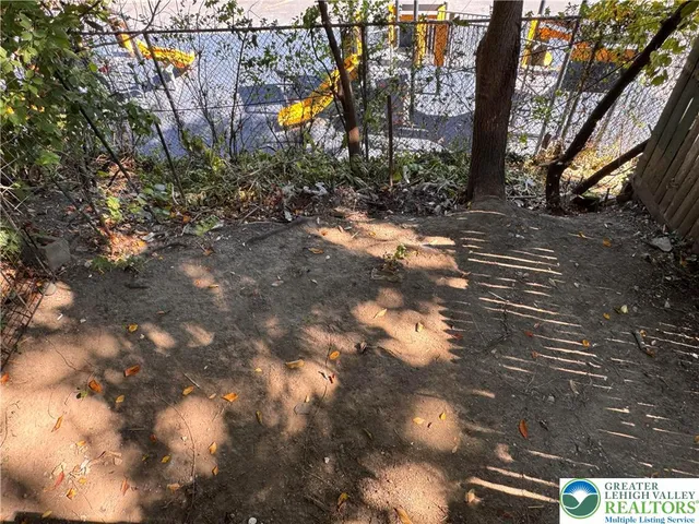 $2,250 | 35 North 5th Street, Easton, PA 18042