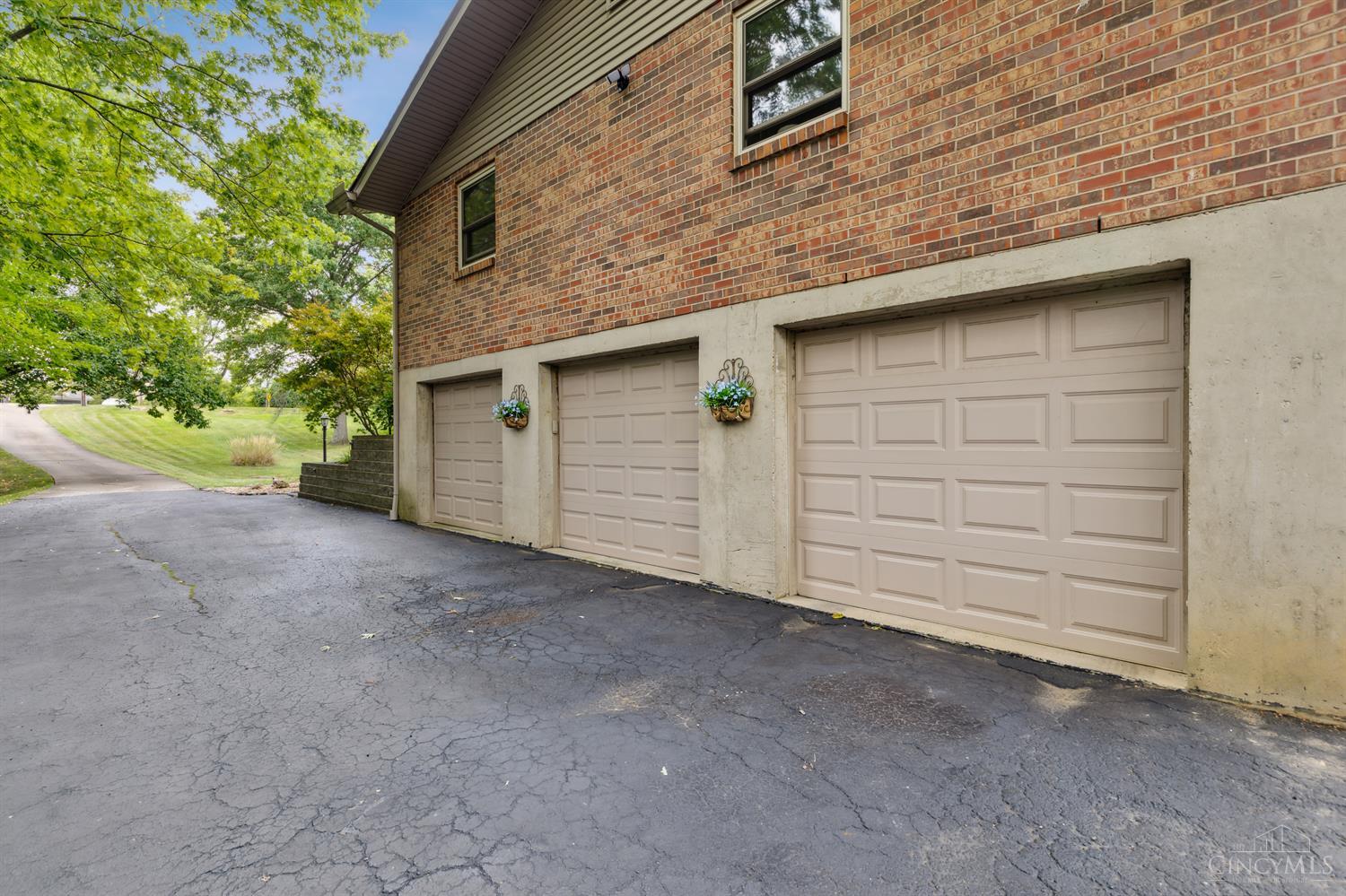 5027 West Fork Road Cincinnati, OH 45247 - Photo 30 of 35 Gallery Image 30