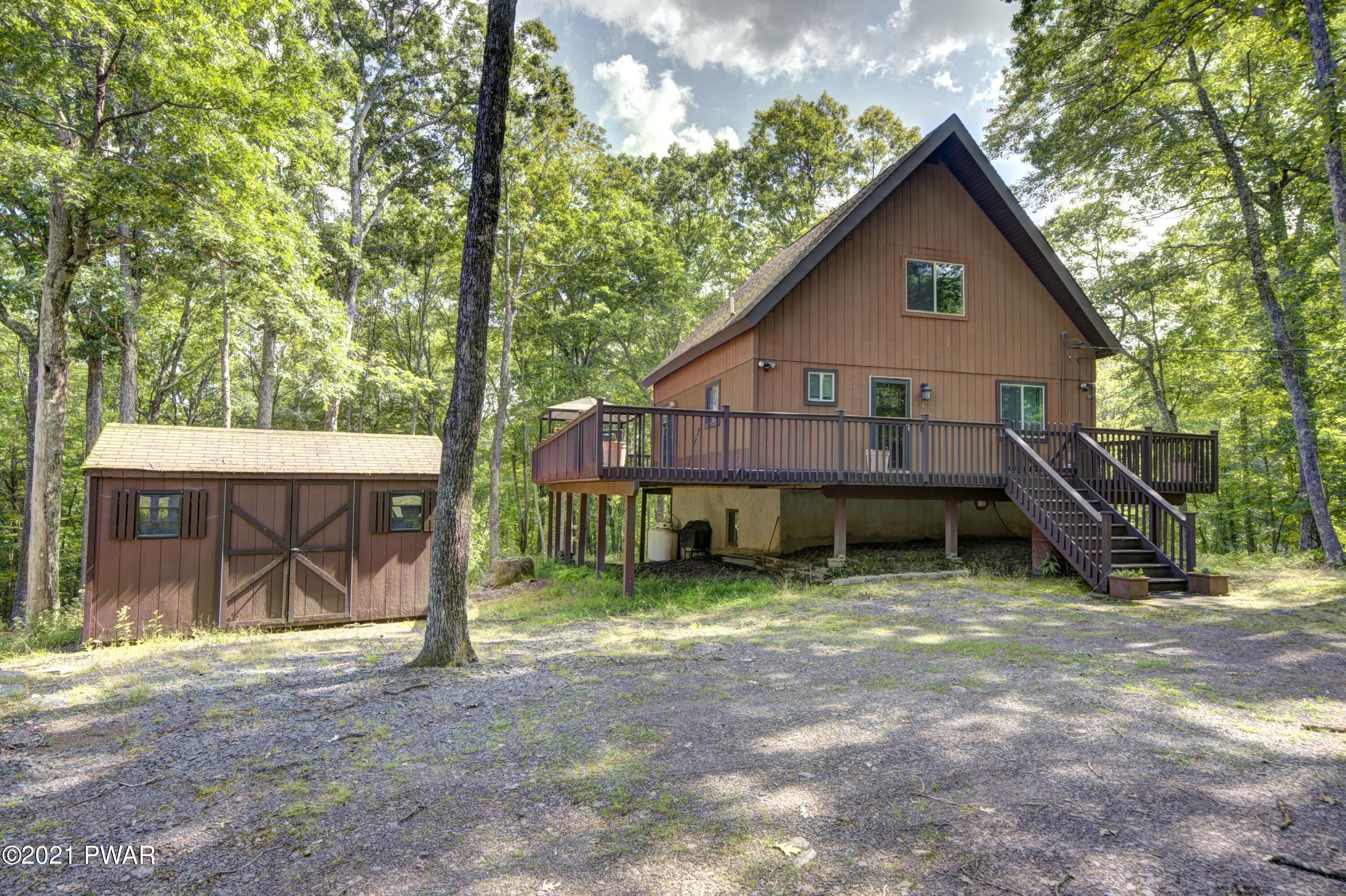 154 Tanager Road Lackawaxen, PA 18435 - Photo 1 of 37 Front