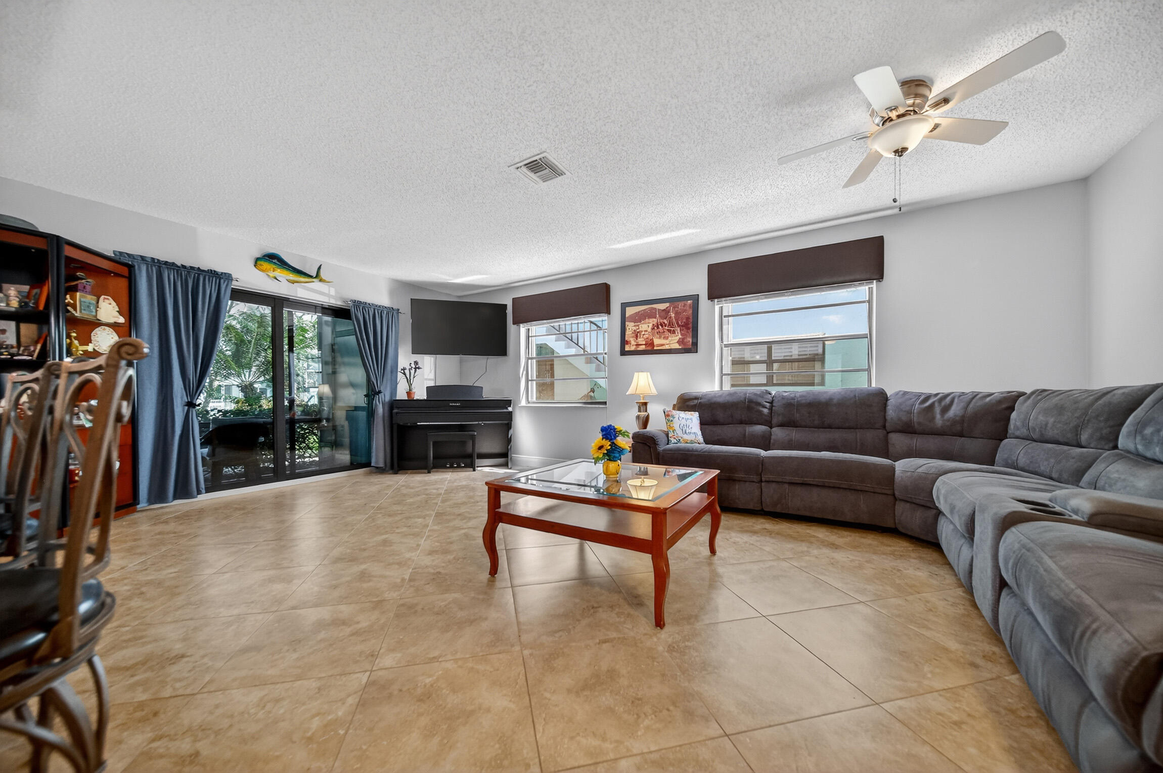 4083 Southeast Centerboard Lane, Unit 3A Stuart, FL 34997 - Photo 11 of 31 living1.jpg-FULL