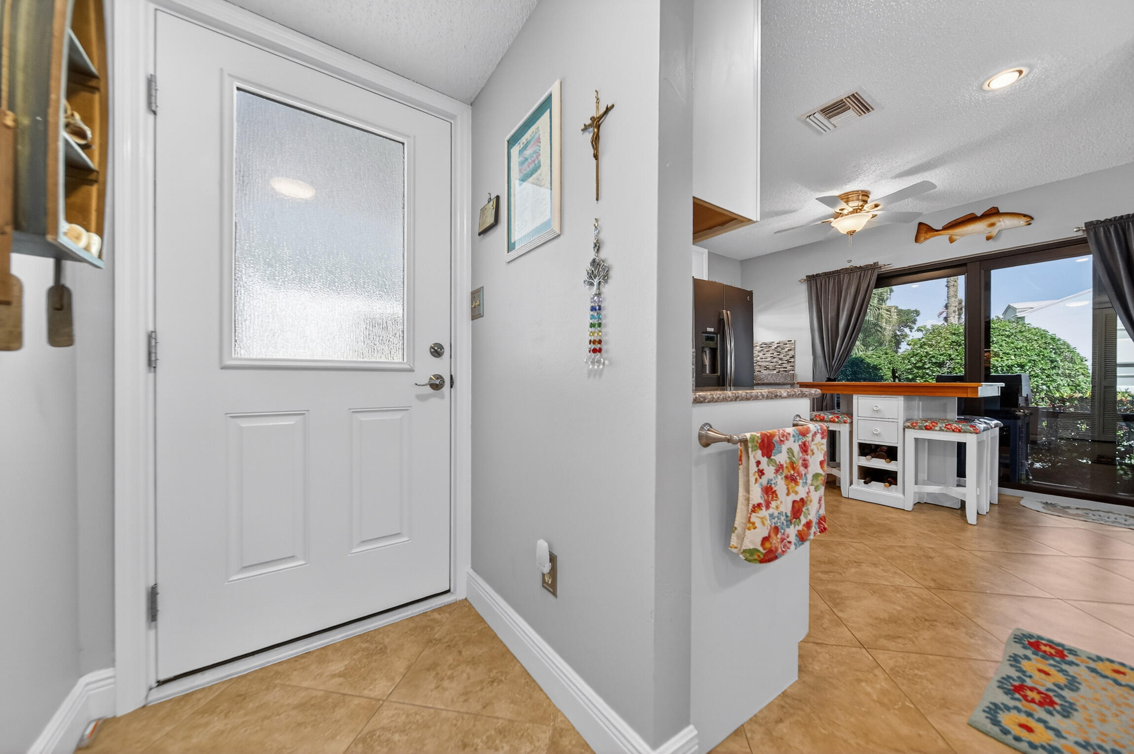 4083 Southeast Centerboard Lane, Unit 3A Stuart, FL 34997 - Photo 4 of 31 foyer1.jpg-FULL