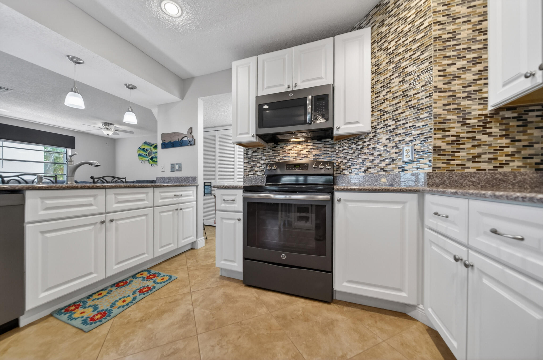 4083 Southeast Centerboard Lane, Unit 3A Stuart, FL 34997 - Photo 6 of 31 kitchen5.jpg-FULL