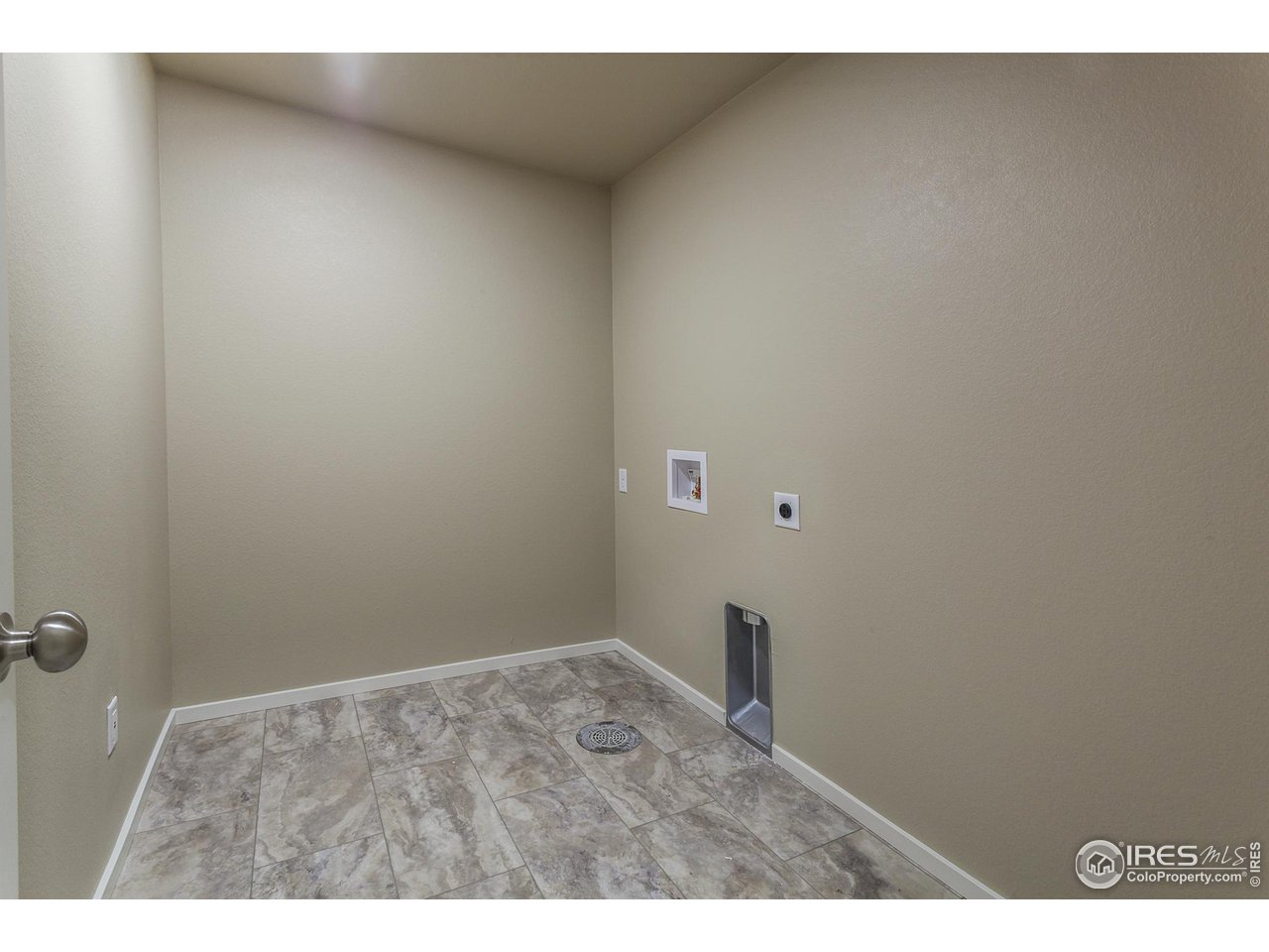 6931 4th St Road, Unit 2 Greeley, CO 80634 - Photo 23 of 29 EXAMPLE PHOTO: LAUNDRY ROOM