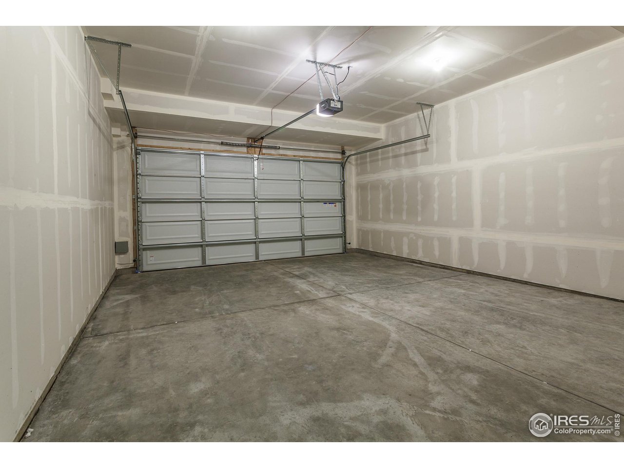 6931 4th St Road, Unit 2 Greeley, CO 80634 - Photo 25 of 29 EXAMPLE PHOTO: GARAGE