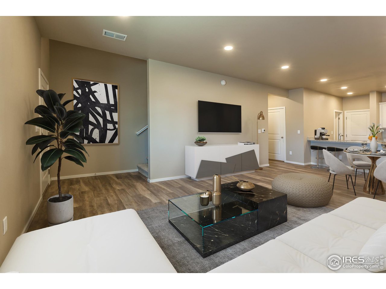 EXAMPLE PHOTO: LIVING ROOM
