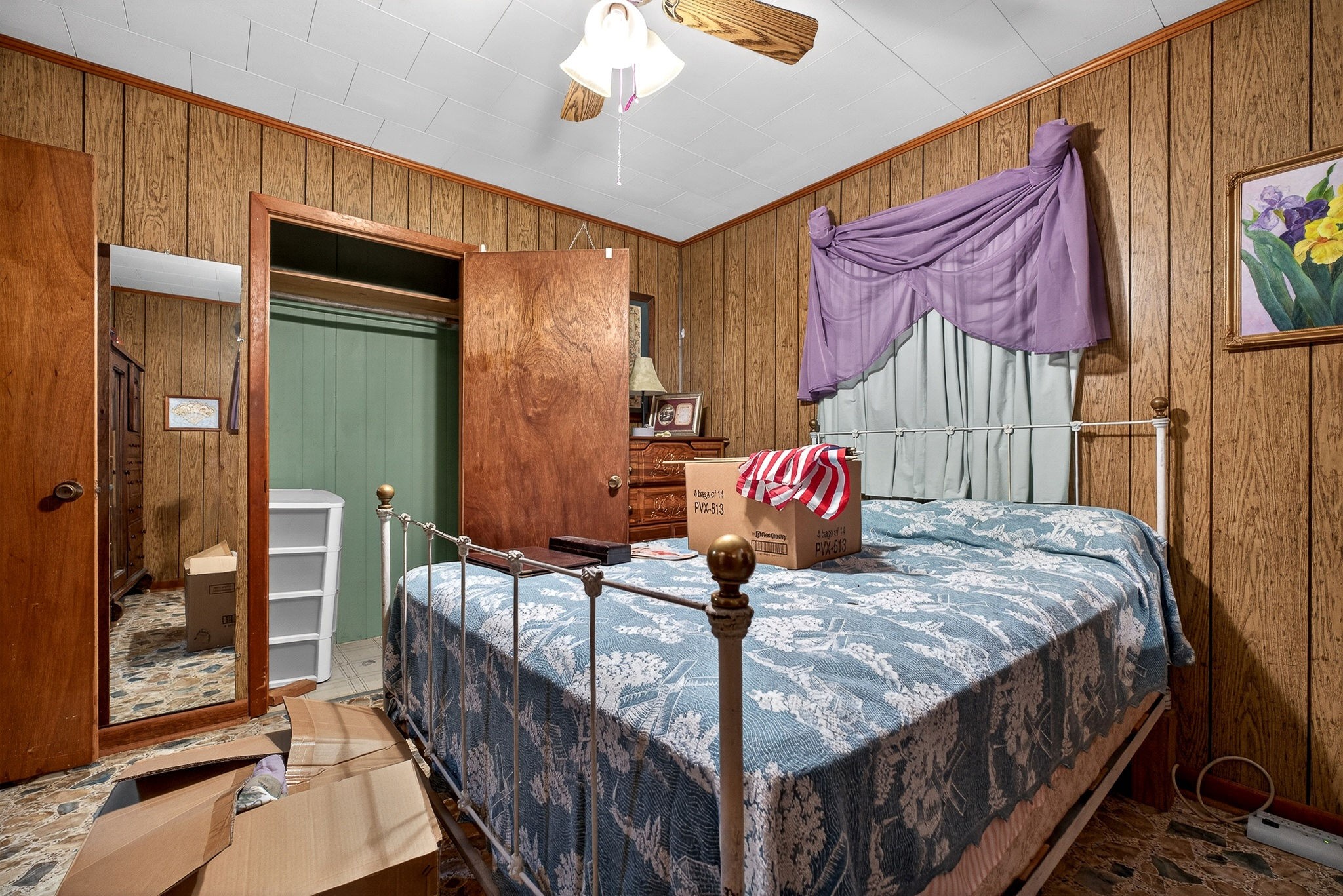 1720 Besstown Road Beersheba Springs, TN 37305 - Photo 30 of 75 a bedroom with a bed and a window