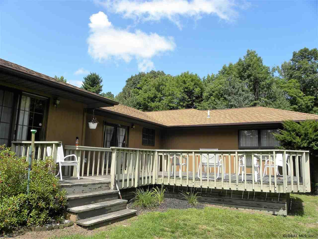 780 Grooms Road Rexford, NY 12148 - Photo 7 of 56 Photo 7