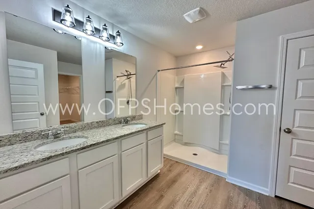 $2,100 | 2856 Patriots Rdg Drive, Crestview, FL 32539