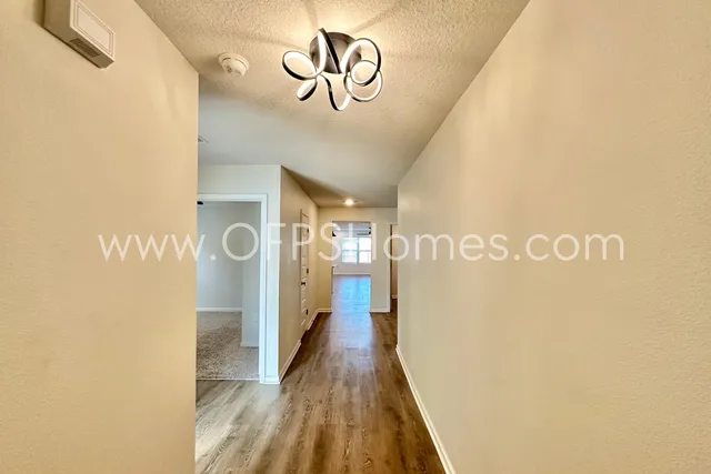 $2,100 | 2856 Patriots Rdg Drive, Crestview, FL 32539