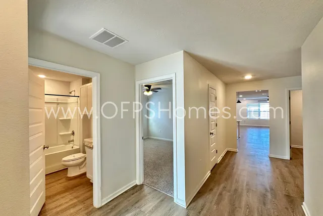 $2,100 | 2856 Patriots Rdg Drive, Crestview, FL 32539