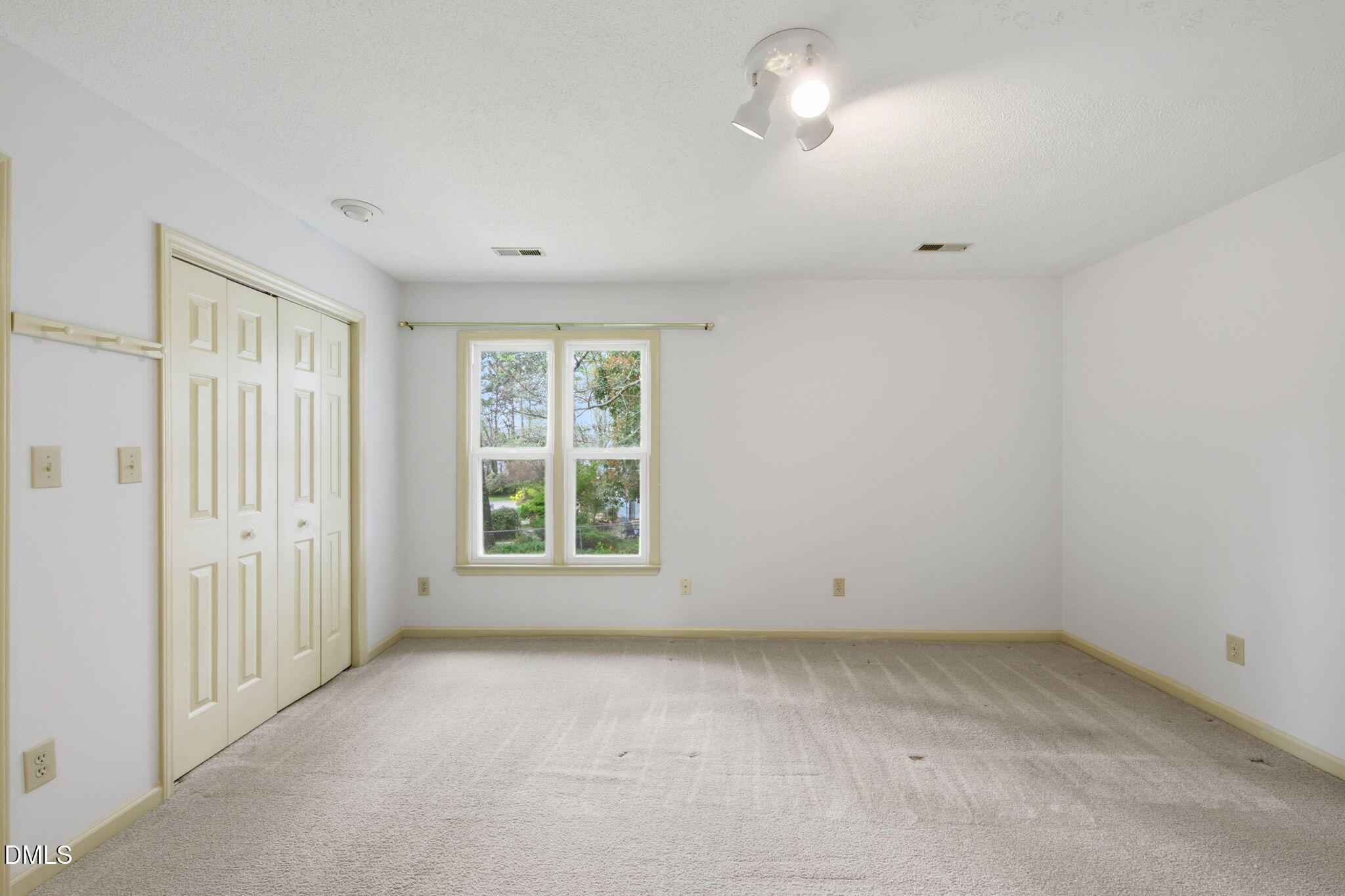 1501 Ferncliff Circle Raleigh, NC 27609 - Photo 15 of 36 15-web-or-mls-1501 Ferncliff Cir-2614