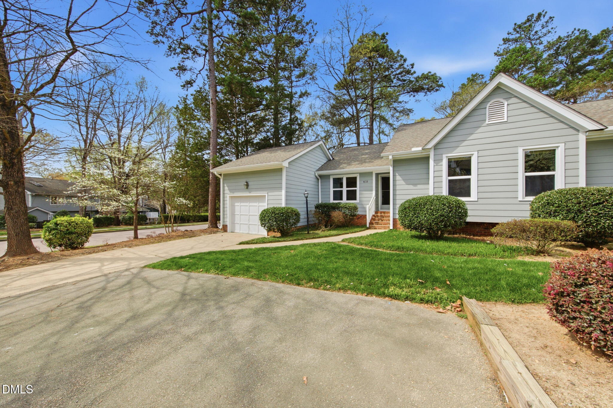 2-web-or-mls-1501 Ferncliff Cir-2601