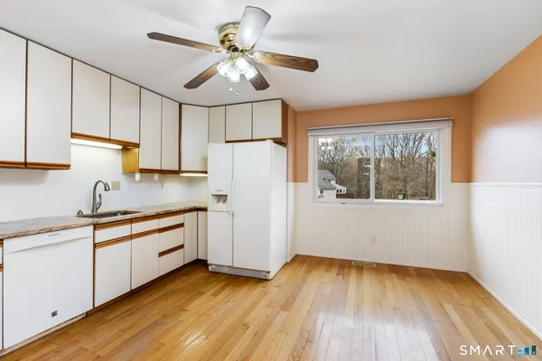 $549,900 | 305 Aspetuck Trail, Unit 305, Shelton, CT 06484