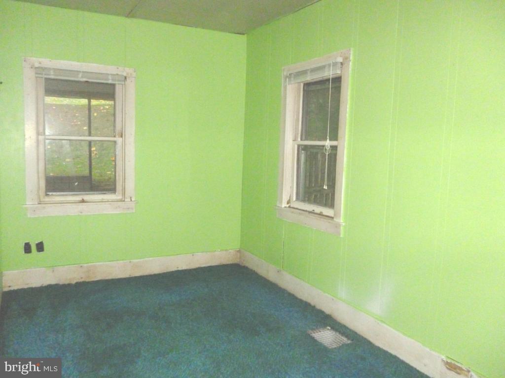 2375 Quarry Road Lebanon, PA 17046 - Photo 5 of 10 Gallery Image 5