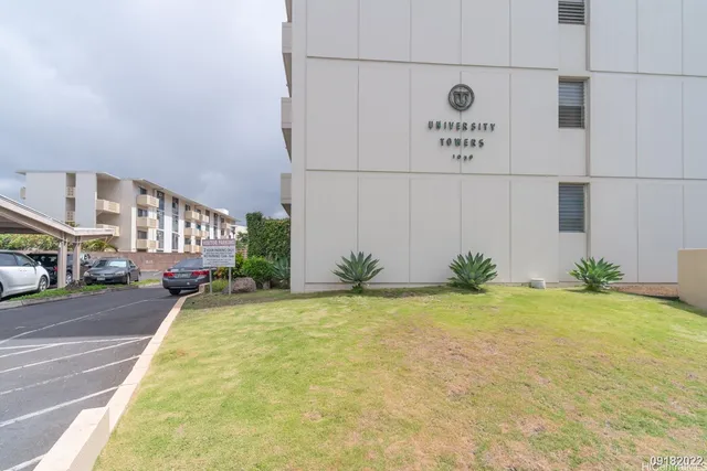 $2,200 | 1026 Kalo Place, Unit 603, Honolulu, HI 96826