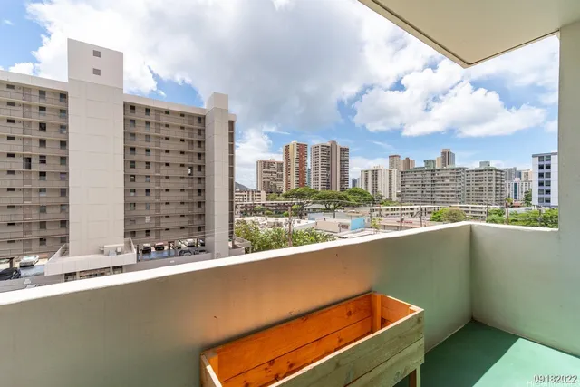 $2,200 | 1026 Kalo Place, Unit 603, Honolulu, HI 96826