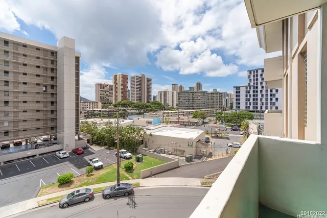 $2,200 | 1026 Kalo Place, Unit 603, Honolulu, HI 96826