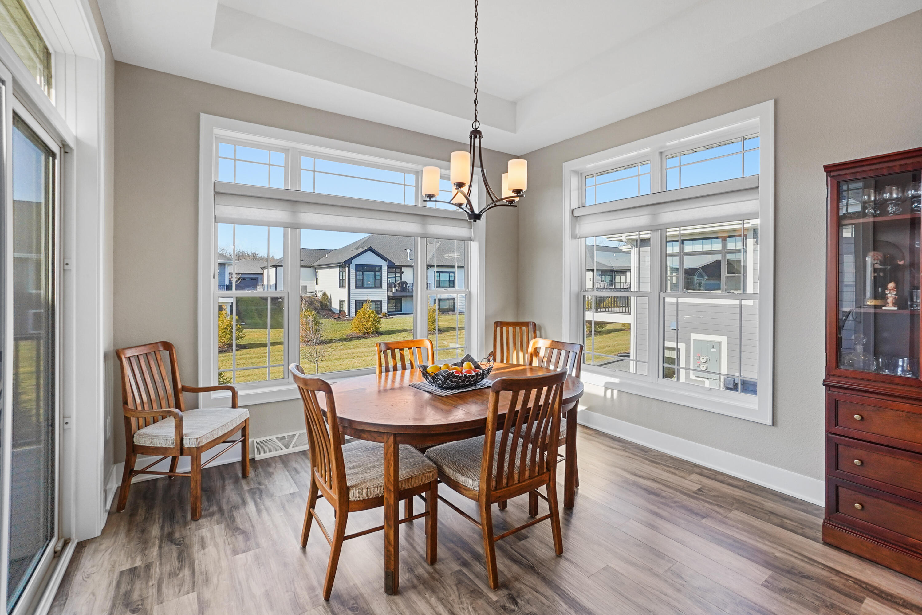 7916 East Stone Rdg Drive Lannon, WI 53046 - Photo 11 of 31 Dining Area