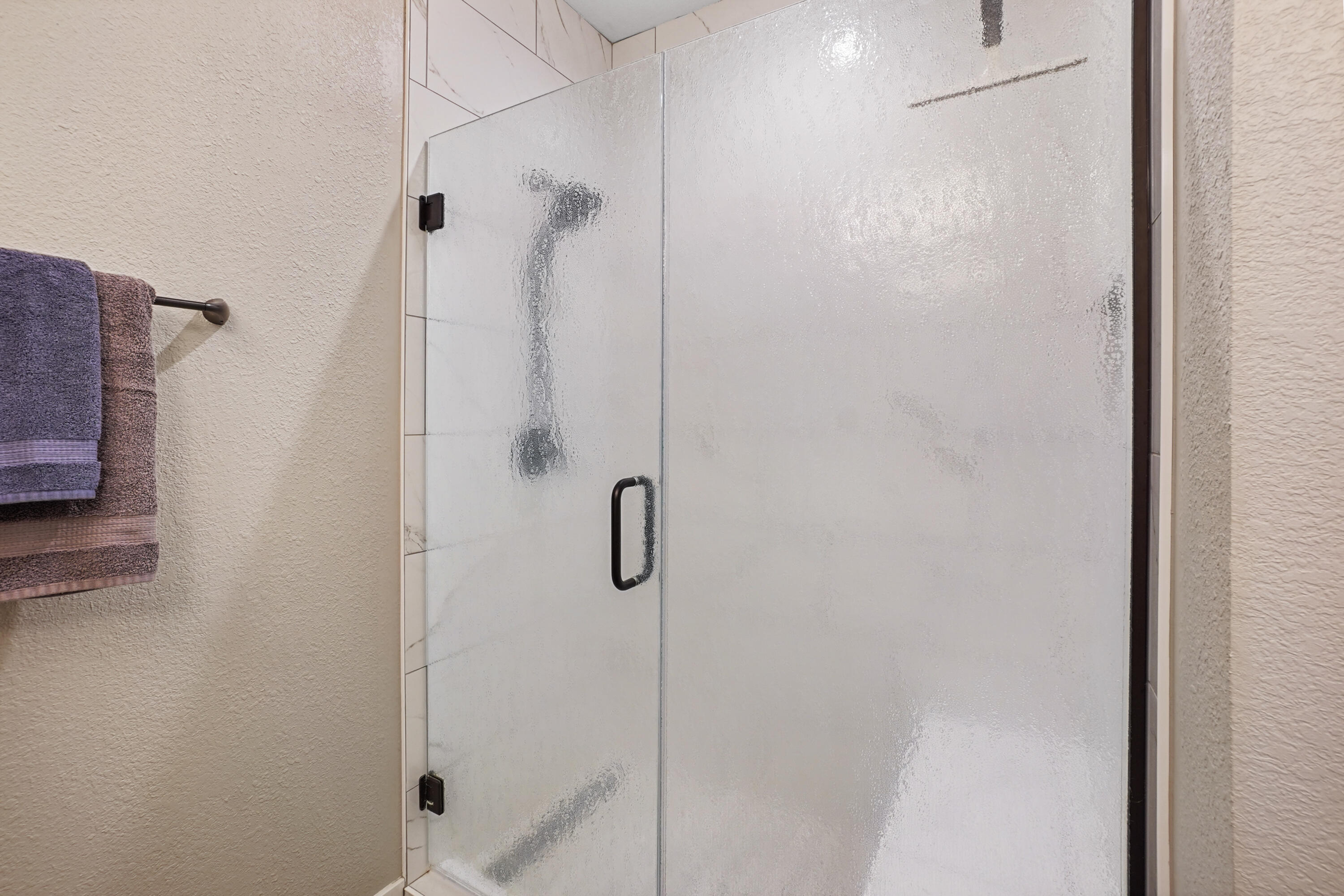 7916 East Stone Rdg Drive Lannon, WI 53046 - Photo 16 of 31 Primary Bath