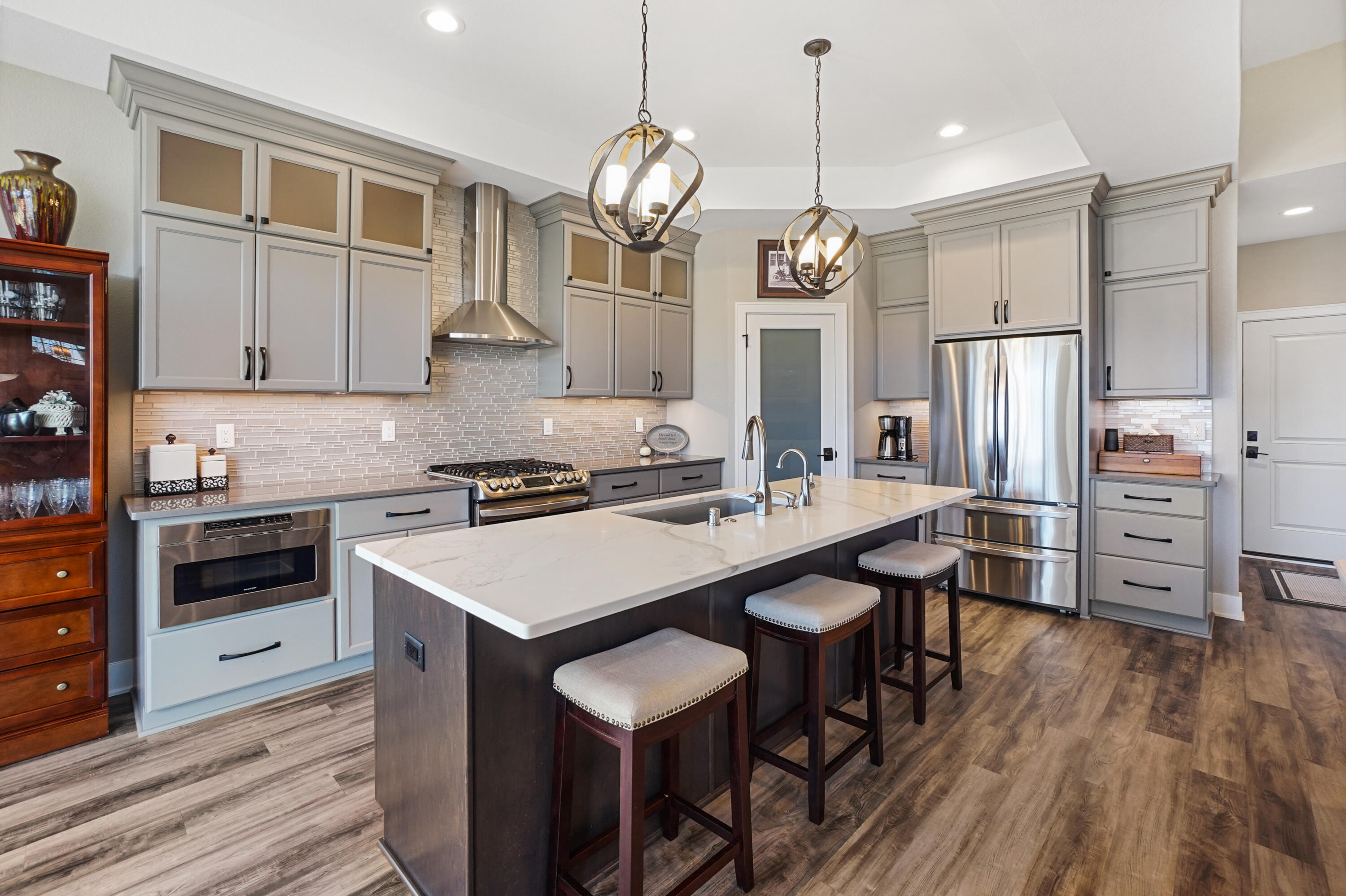 7916 East Stone Rdg Drive Lannon, WI 53046 - Photo 6 of 31 Kitchen