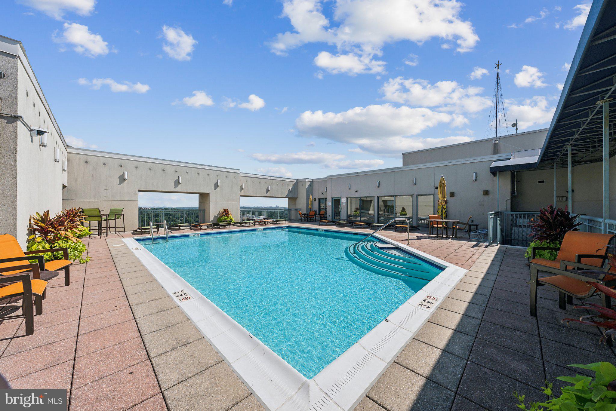 851 North Glebe Road, Unit 2008 Arlington, VA 22203 - Photo 27 of 37 Rooftop oasis with sparkling pool.