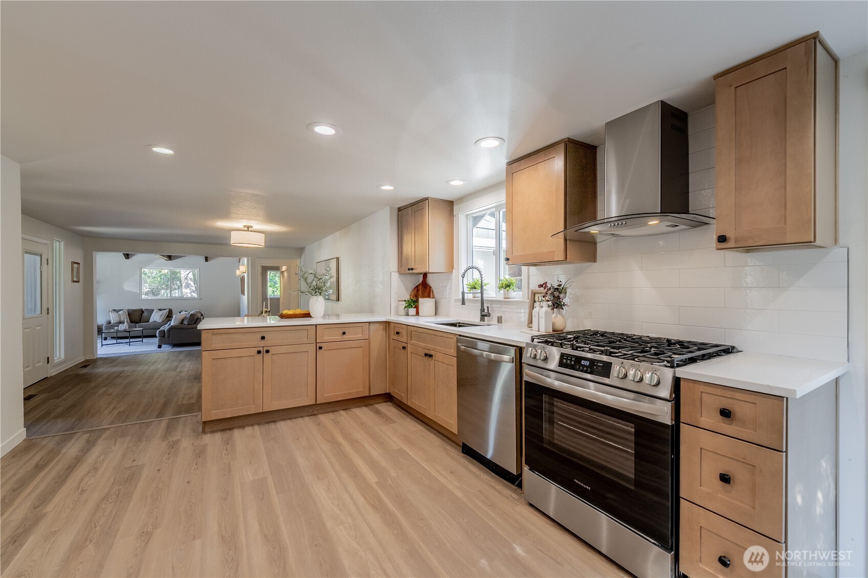 18414 Baldwin Road Bothell, WA 98012 - Photo 13 of 40