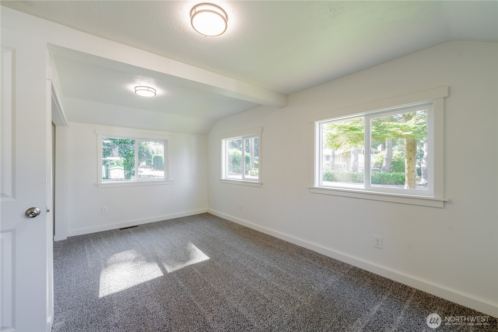 18414 Baldwin Road Bothell, WA 98012 - Photo 20 of 40