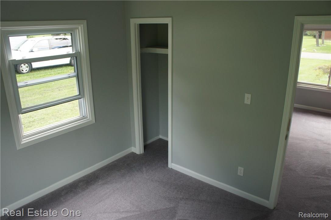 1145 Beta Road Walled Lake, MI 48390 - Photo 10 of 21 DSC04056.JPG