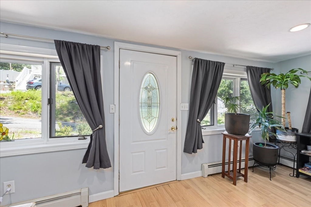 6 Exeter Place Billerica, MA 01821 - Photo 15 of 40 Gallery Image 15
