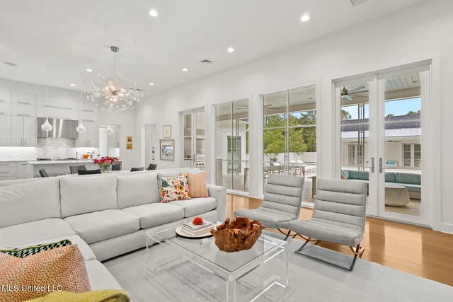 $1,750,000 | 919 Montrose Drive, Ridgeland, MS 39157